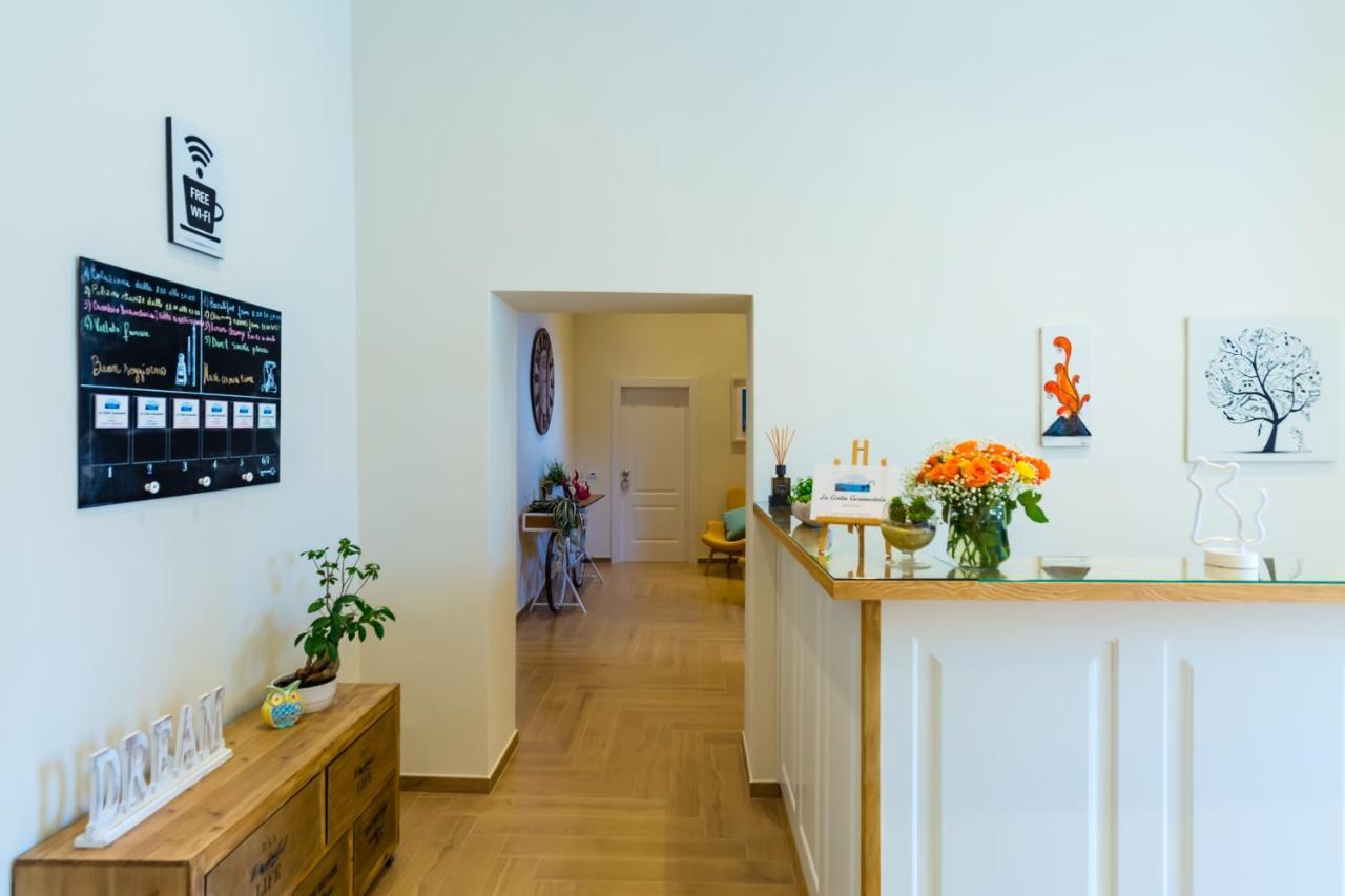 La Gatta Cenerentola Rooms Napels Buitenkant foto
